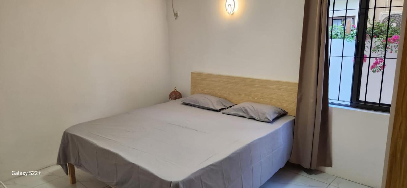 Nayuha Apt B Flic-en-Flacq Buitenkant foto